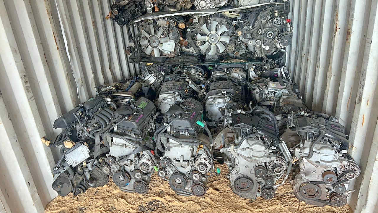 Engine and Parts Container